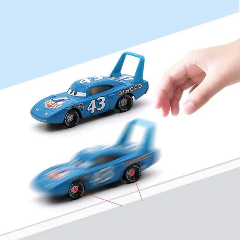 Lightning McQueen Diecast Car (1:55 Scale)