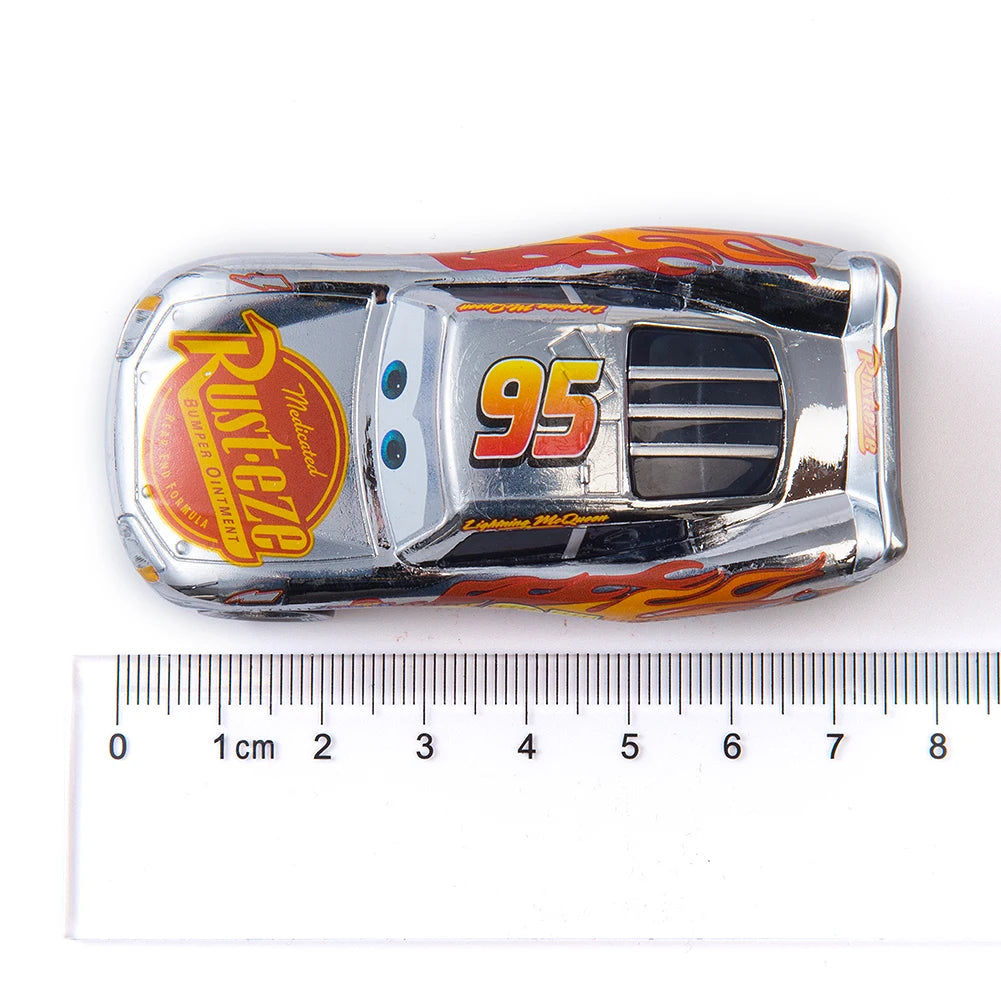 Lightning McQueen Diecast Car (1:55 Scale)