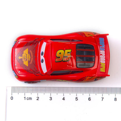 Lightning McQueen Diecast Car (1:55 Scale)