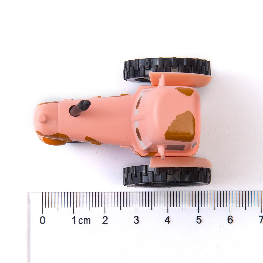 Lightning McQueen Diecast Car (1:55 Scale)